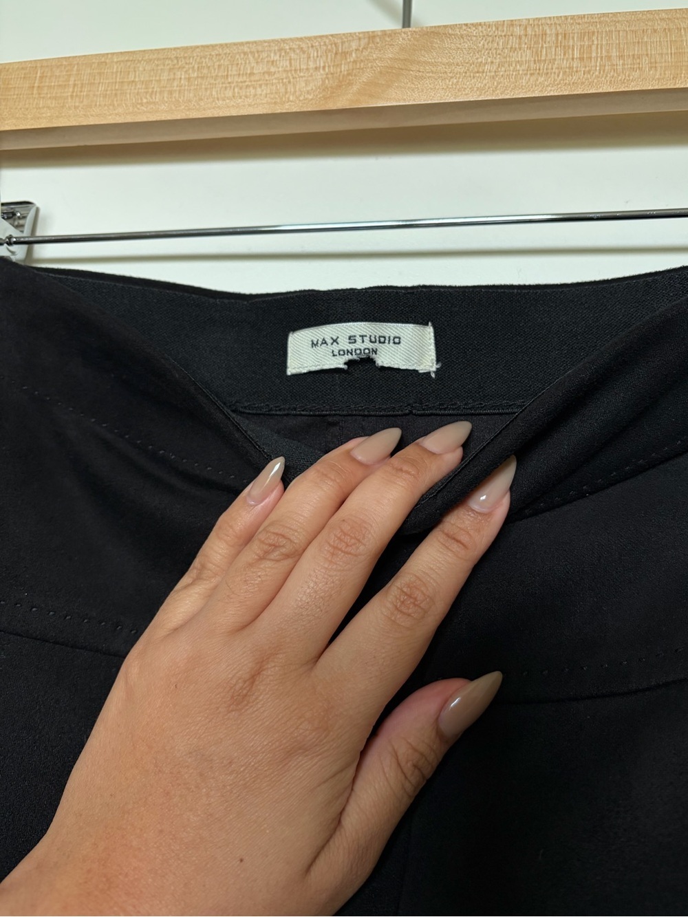 MAX STUDIO- Black A-Line Suede like Womens Mini Skirt - Picture 3 of 4